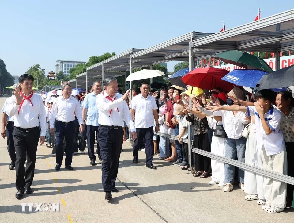 tổng b&iacute; thư ảnh 3