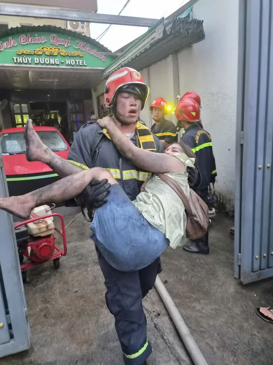 ch&aacute;y ảnh 3