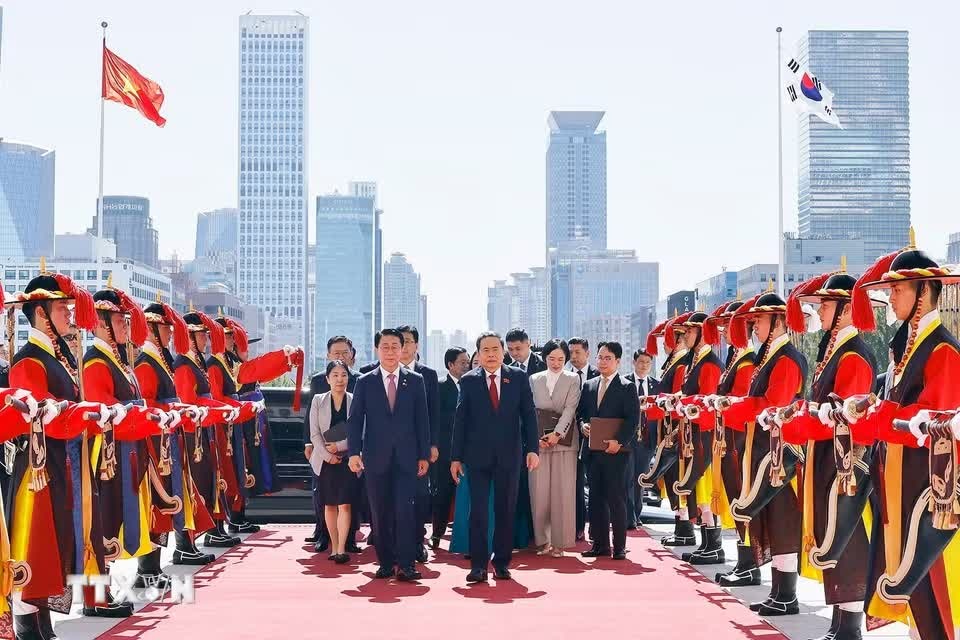 Chủ tịch Quốc hội ảnh 1