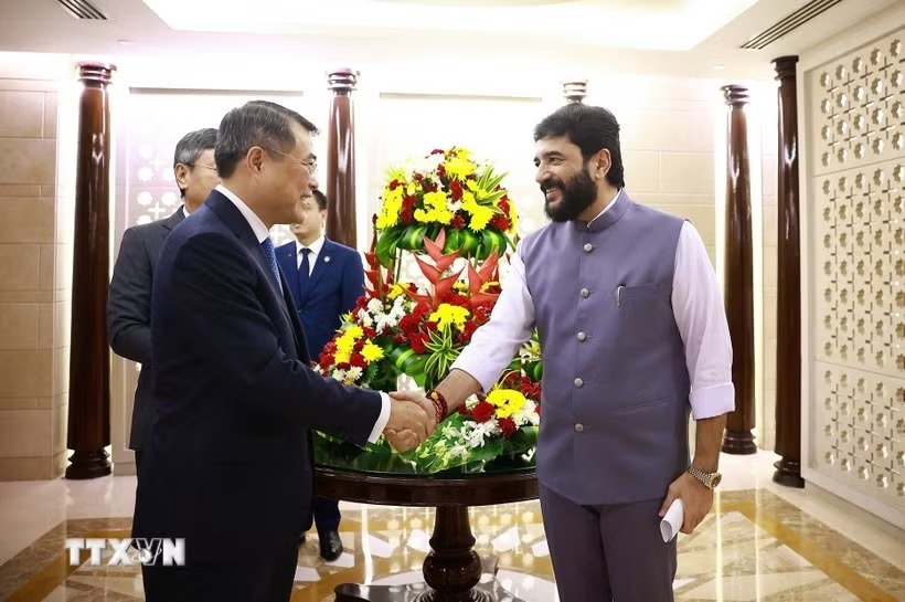 Thủ tướng L&ecirc; Minh Hưng ảnh 1