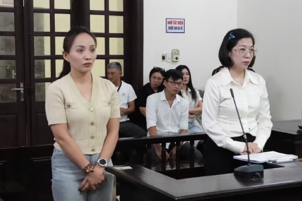 Tuyên phạt 2 bị cáo trong vụ 'tranh chấp khoảng không' ở đường Trần Khát Chân