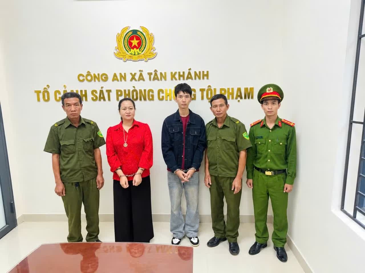 Vụ cô gái bị đánh bầm dập, bất tỉnh tại nhà: Bắt giam 2 mẹ con người hàng xóm