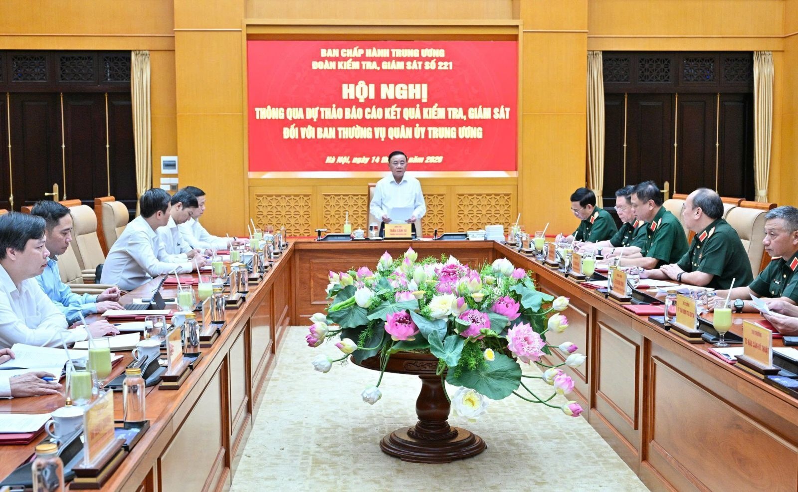 ban b&iacute; thư ảnh 2