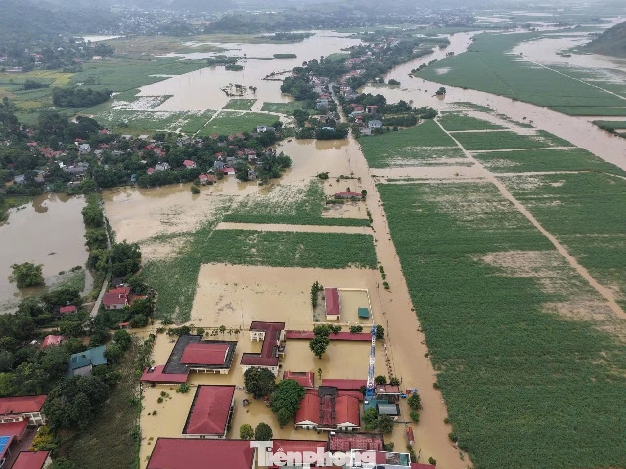 mưa lũ ảnh 2