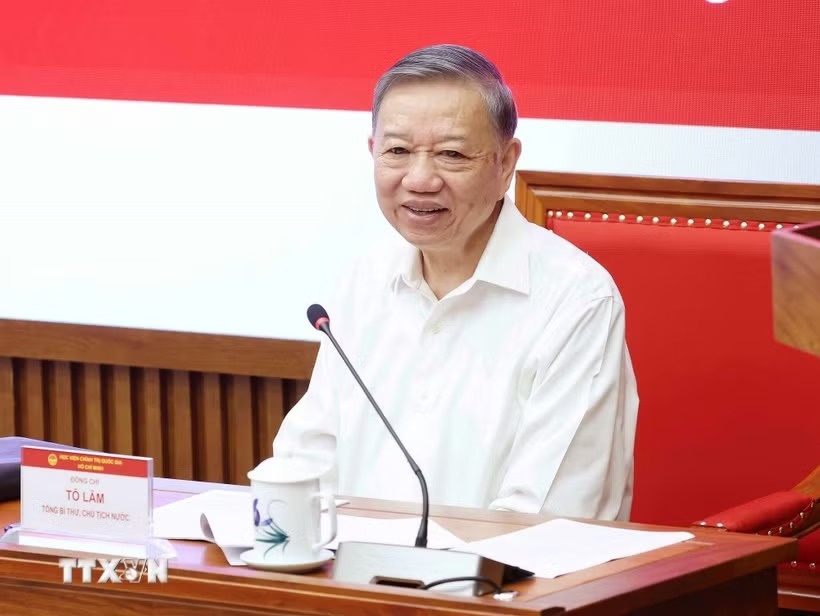 tổng b&iacute; thư ảnh 1
