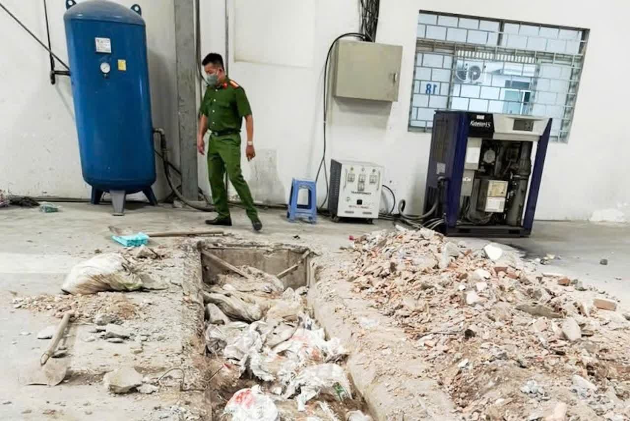 Cổ phần Ph&uacute; Long,  c&ocirc;ng ty Ph&uacute; Long,  Doanh nghiệp Ph&uacute; Long,  Gi&aacute;m đốc Ph&uacute; Long ảnh 3