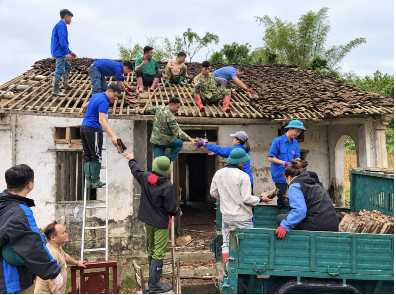 X&oacute;a nh&agrave; tạm ảnh 1