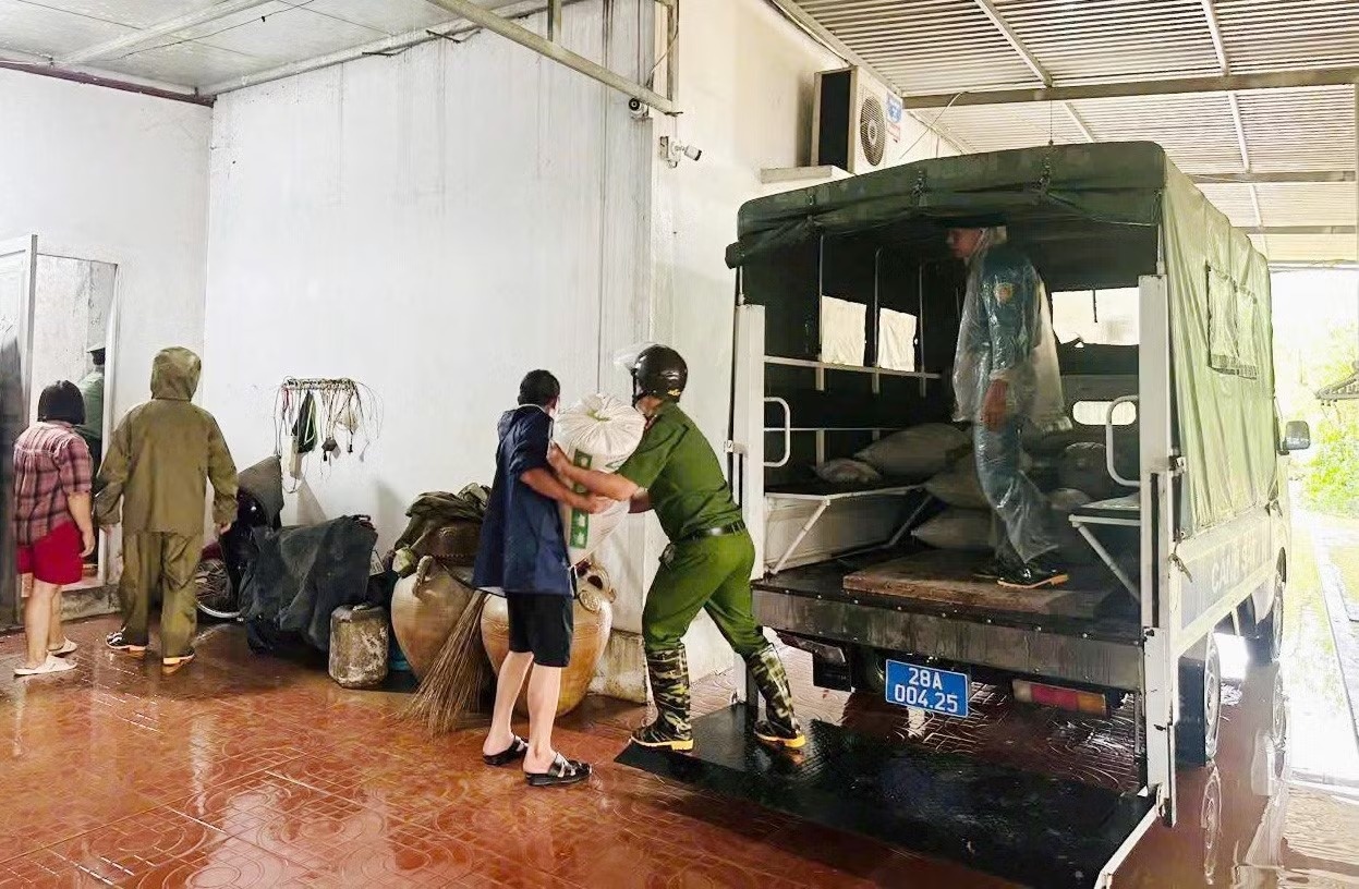 sơ t&aacute;n người d&acirc;n ảnh 1