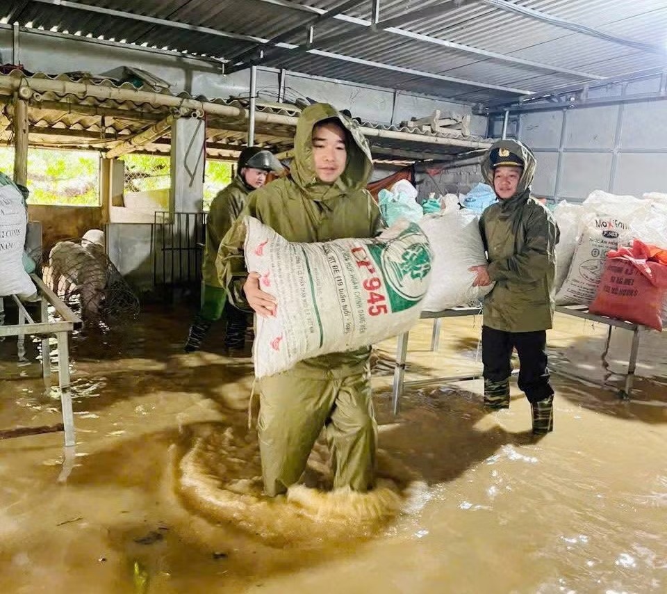 Phú Thọ sơ tán khẩn cấp gần 2.000 người khỏi khu vực nguy hiểm