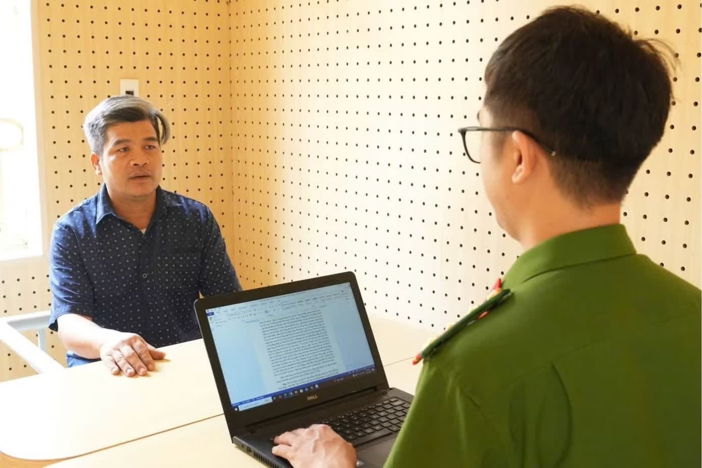 Gi&aacute;m đốc Lạc Việt,  bệnh viện Lạc Việt,  Hữu nghị Lạc Việt,  Con g&aacute;i bịa đặt,  Chuyện phải bỏ thai ảnh 1