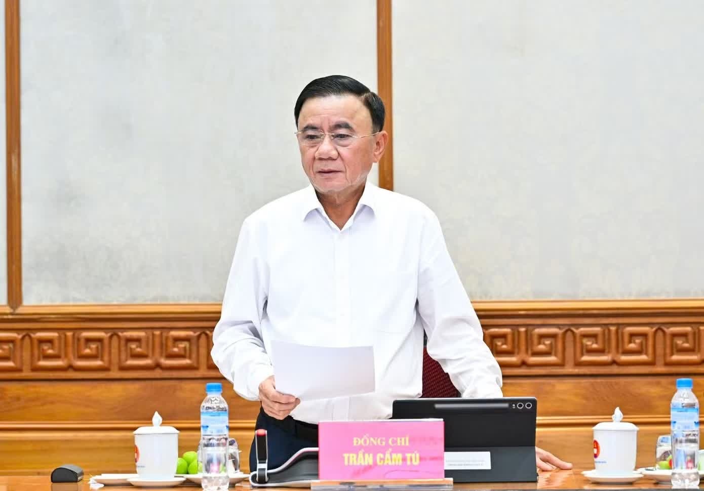 Tập trung giám sát việc tổ chức và vận hành chính quyền địa phương 2 cấp