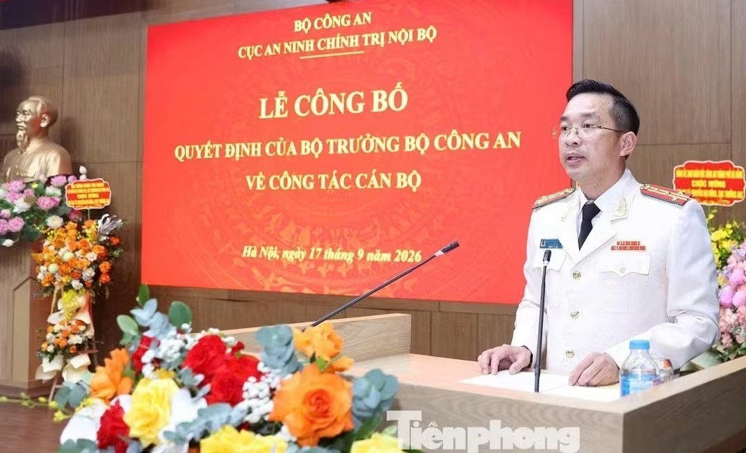 Cục trưởng cục an ninh ảnh 3