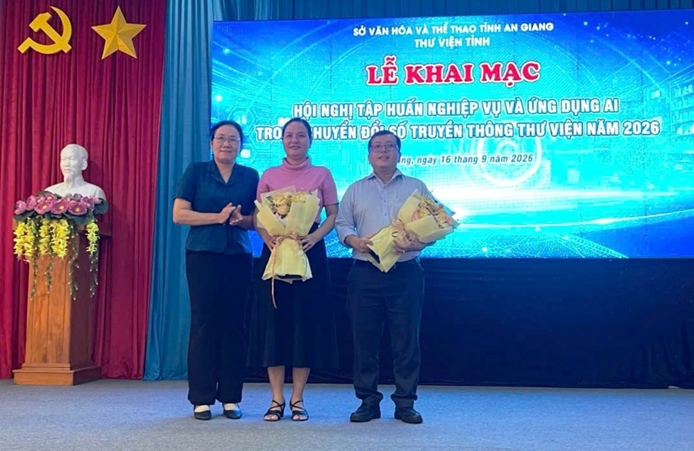 An Giang tập huấn ứng dụng AI trong truyền thông thư viện