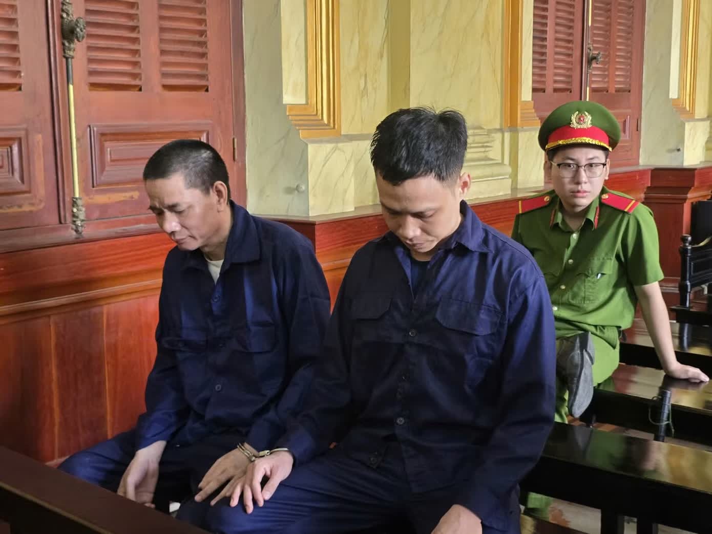 Chiếm đoạt 30 lượng vàng móp méo, 2 cựu nhân viên Công ty SJC lĩnh án tù