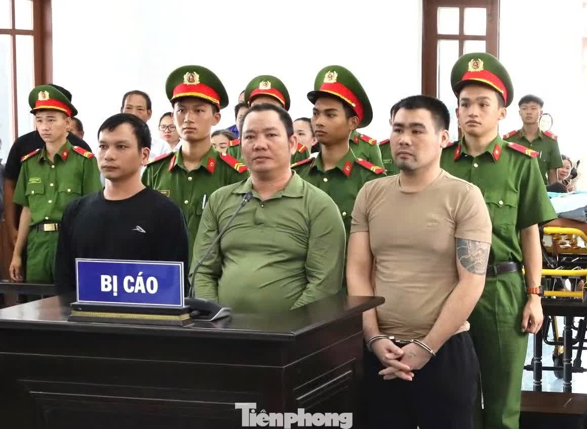Vụ bị đ&aacute;nh,  Th&acirc;n t&agrave;n ma dại ảnh 1