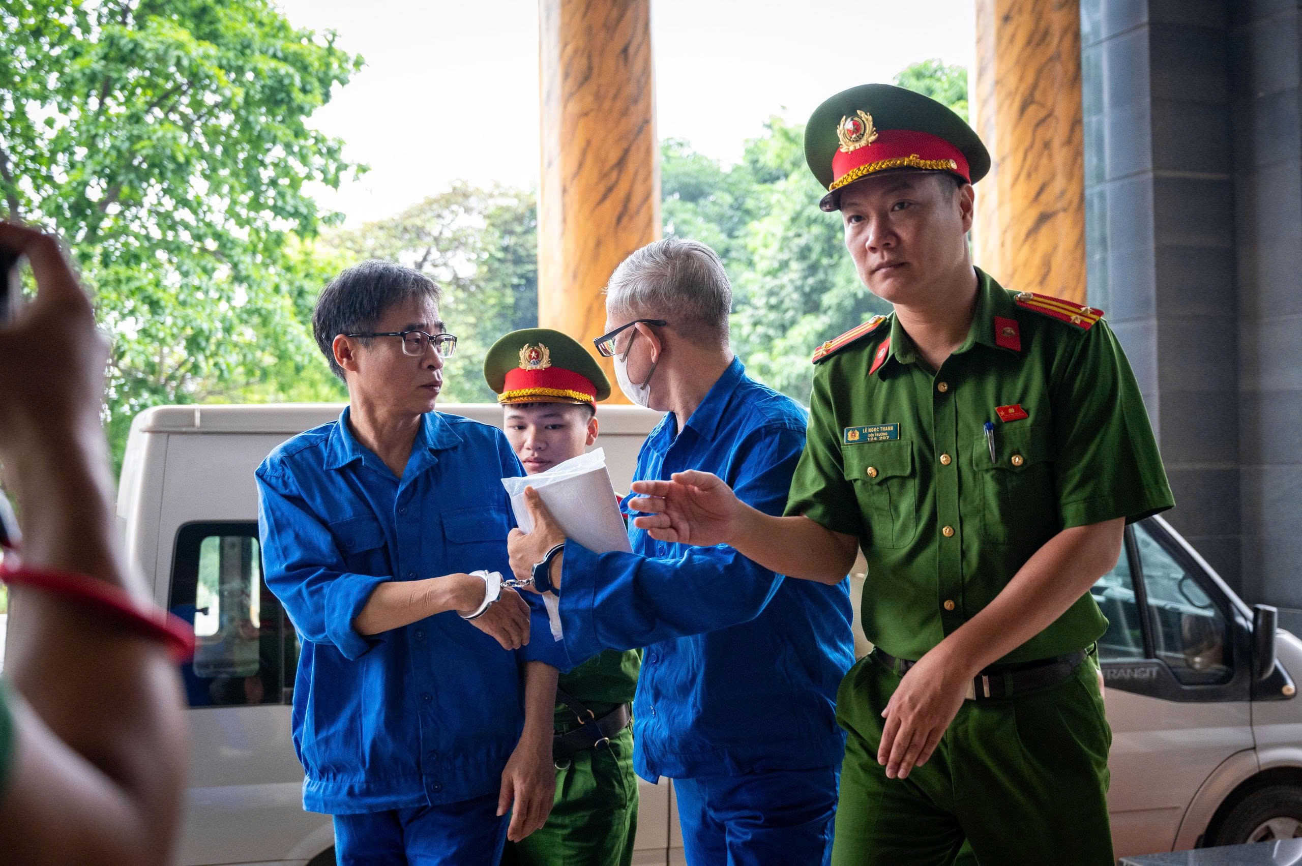 Cựu Bộ trưởng,  Nguyễn Thị Kim Tiến ảnh 6