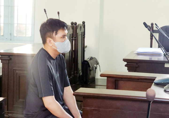 Sáng nay, xét xử tài xế xe tải gây tai nạn khiến nữ sinh ở Vĩnh Long tử vong