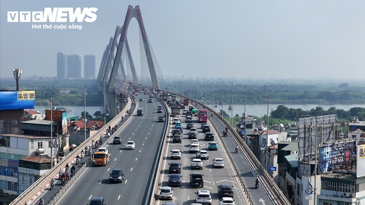 Cầu Nhật T&acirc;n ảnh 1