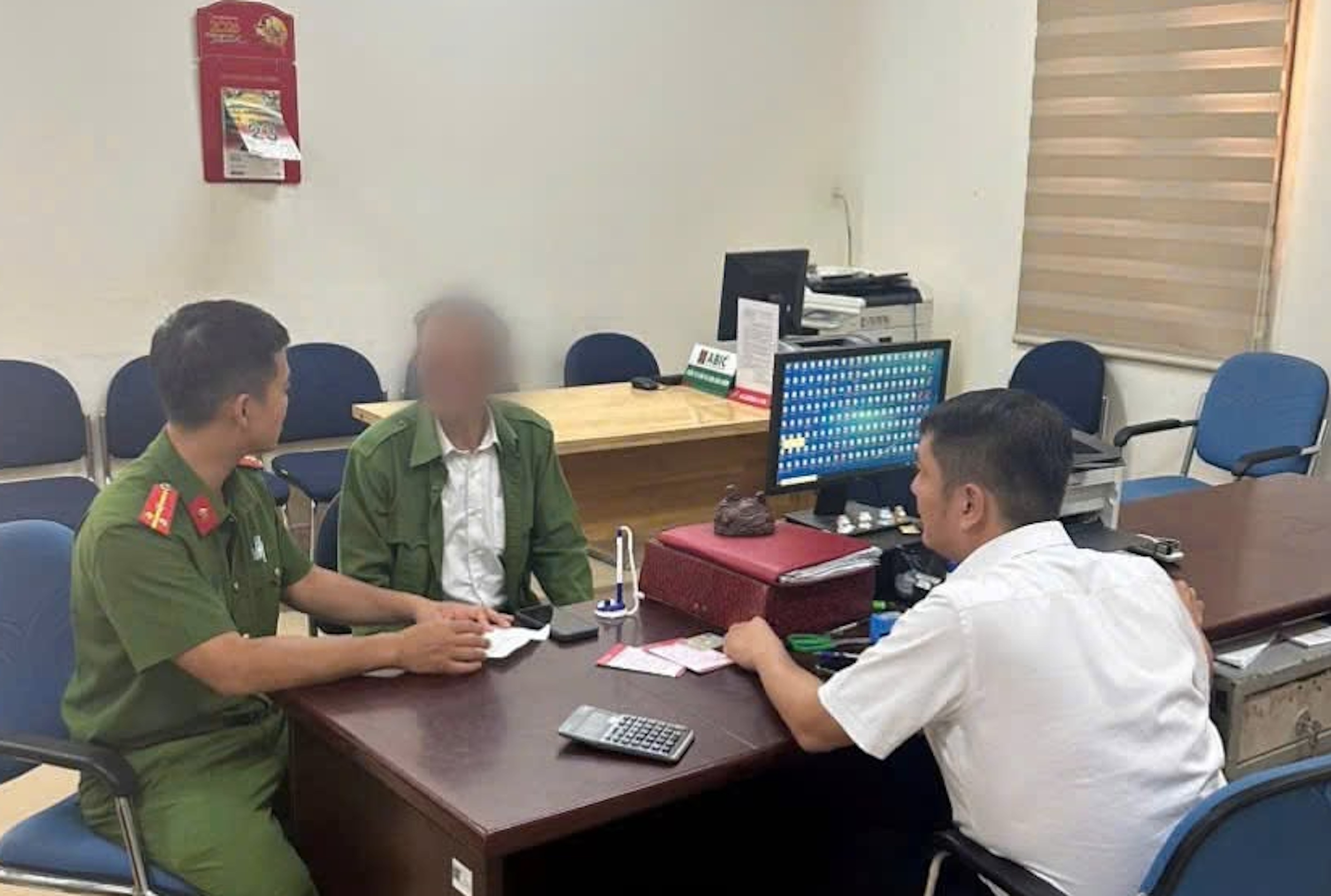 đường d&acirc;y ma t&uacute;y ảnh 1