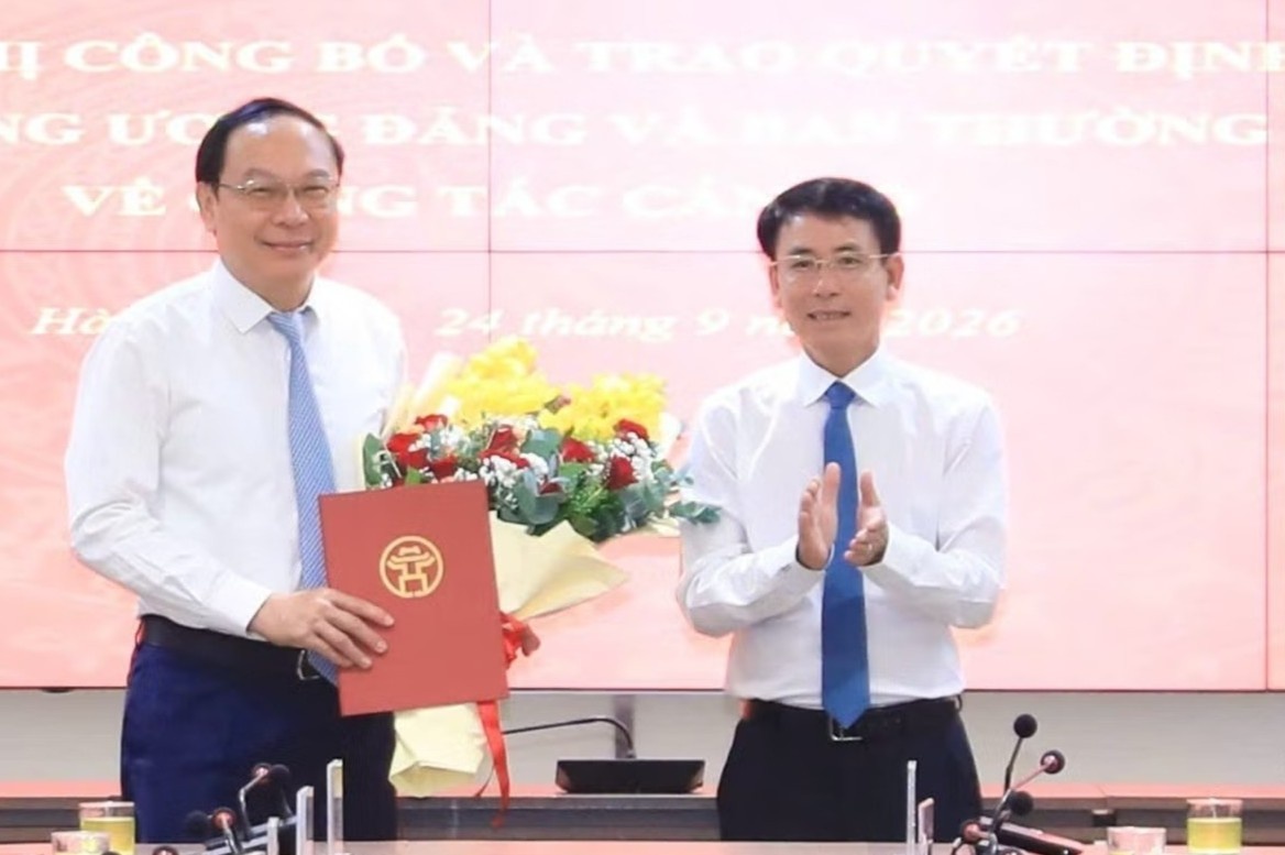Thứ trưởng Bộ Nông nghiệp và Môi trường làm Trợ lý Bí thư Hà Nội