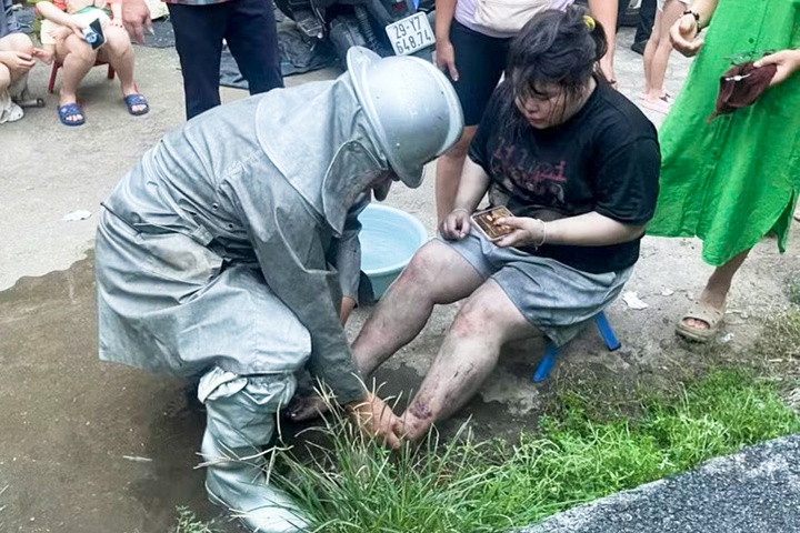 Ch&aacute;y nh&agrave; 5 tầng,  H&agrave; Nội ảnh 2