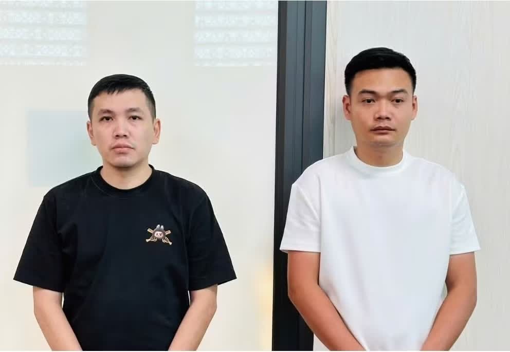 Vụ xe chở bệnh nhân 16 km, thu hơn 9 triệu đồng ở Thanh Hóa: Khởi tố 2 bị can