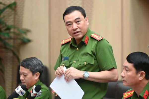 Khởi tố 39 người trong vụ án liên quan cựu Thứ trưởng Hoàng Trung