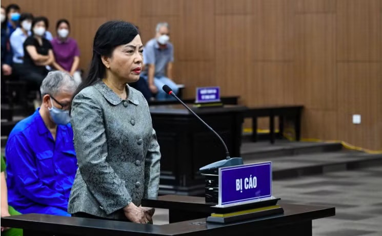 Tòa tạm dừng, chưa thể tuyên án cựu Bộ trưởng Nguyễn Thị Kim Tiến và các bị cáo
