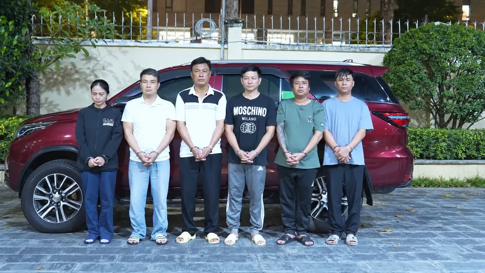 Khởi tố 6 bị can núp bóng doanh nghiệp mua bán nợ để cưỡng đoạt tài sản