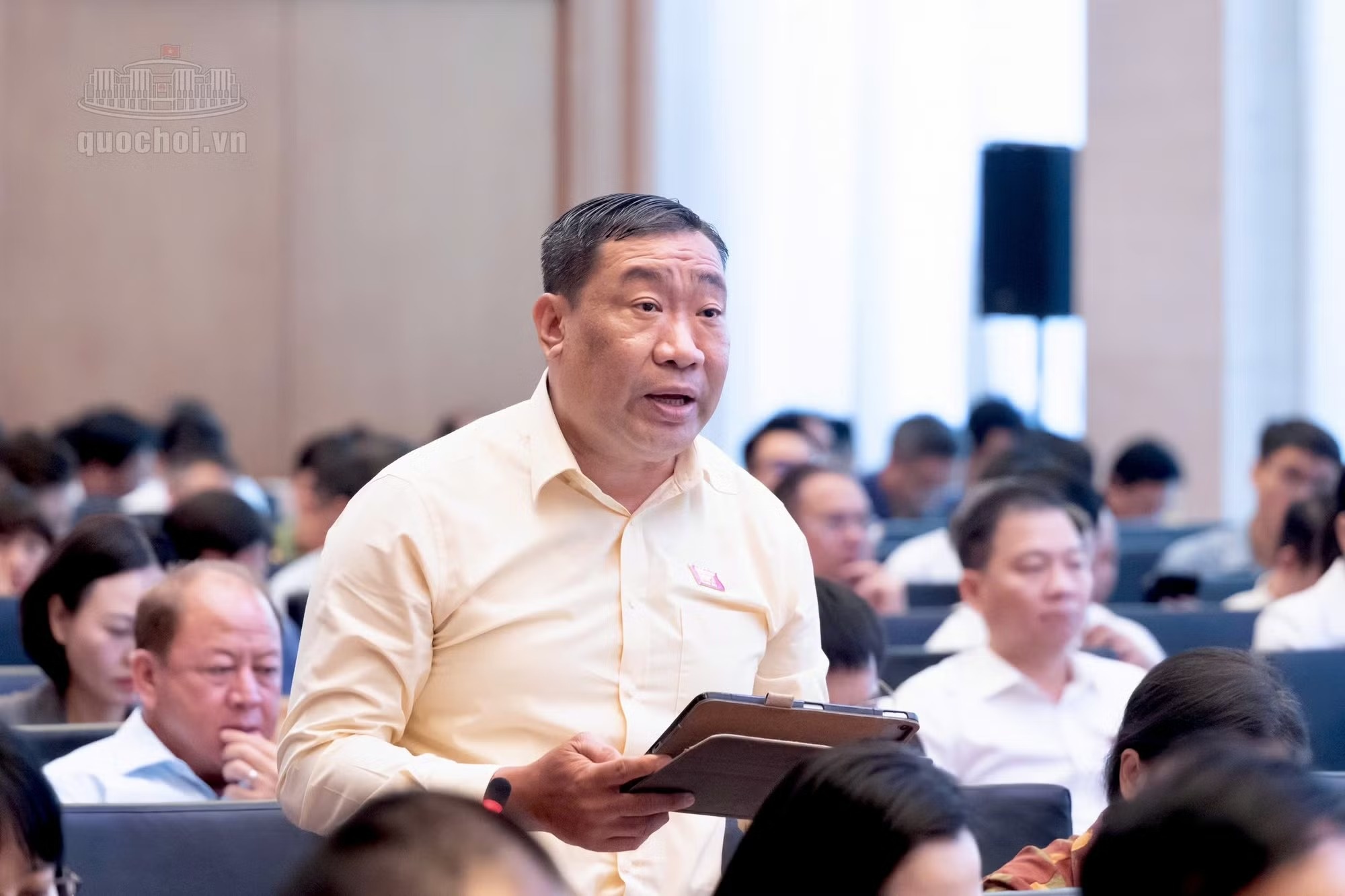 đại biểu quốc hội ảnh 2