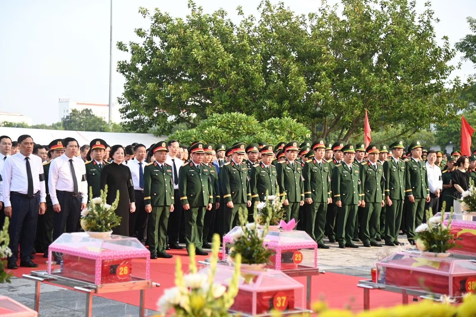 Lào Cai truy điệu, an táng 71 hài cốt liệt sĩ