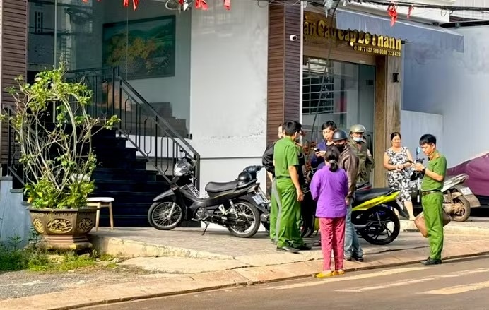 Người phụ nữ tử vong tại khách sạn, camera ghi nhận gì?