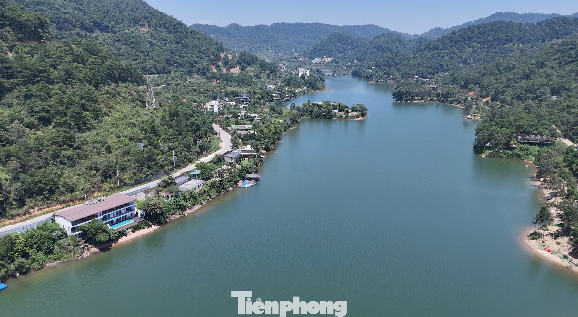 đồng đ&ograve; ảnh 2
