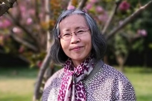 Tàn Tuyết - người đang đứng đầu bảng cược Nobel - là ai?
