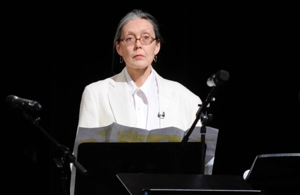 Anne Carson: Người thách thức giới hạn văn chương
