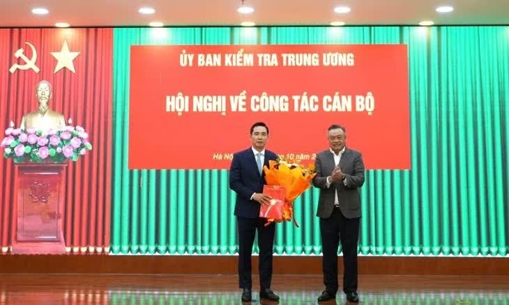 &Ocirc;ng Trần Văn Ph&uacute;c ảnh 1