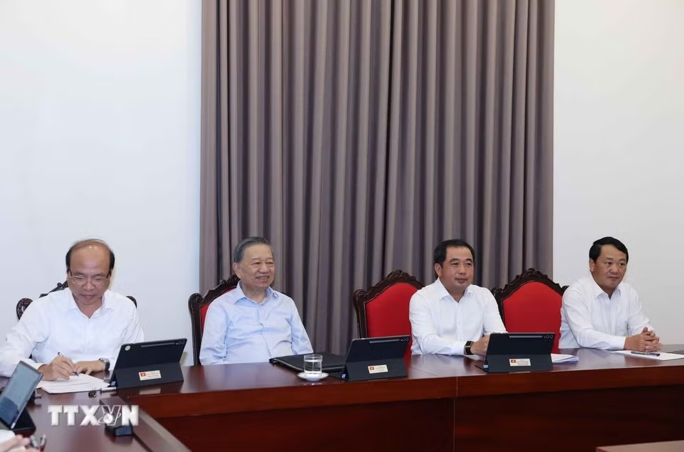 hội nghị trung ương ảnh 2