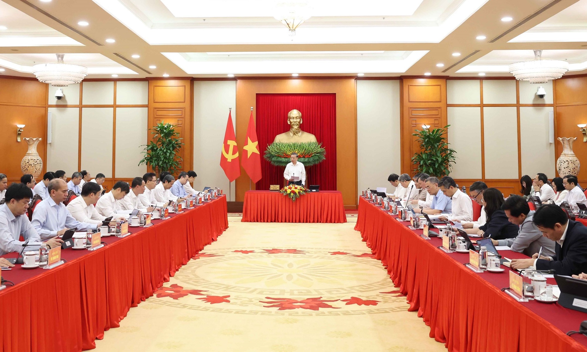 t&igrave;m người giỏi ảnh 1