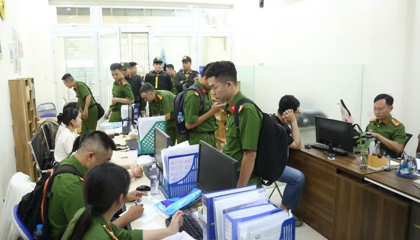 C&ocirc;ng ty Đại Ph&uacute;,  Doanh nghiệp Đại Ph&uacute;,  Cty QCVN Việt Nam,  Trung t&acirc;m CEFINEA,  Gi&aacute;m đốc CEFINEA,  Quan trắc m&ocirc;i trường ảnh 2
