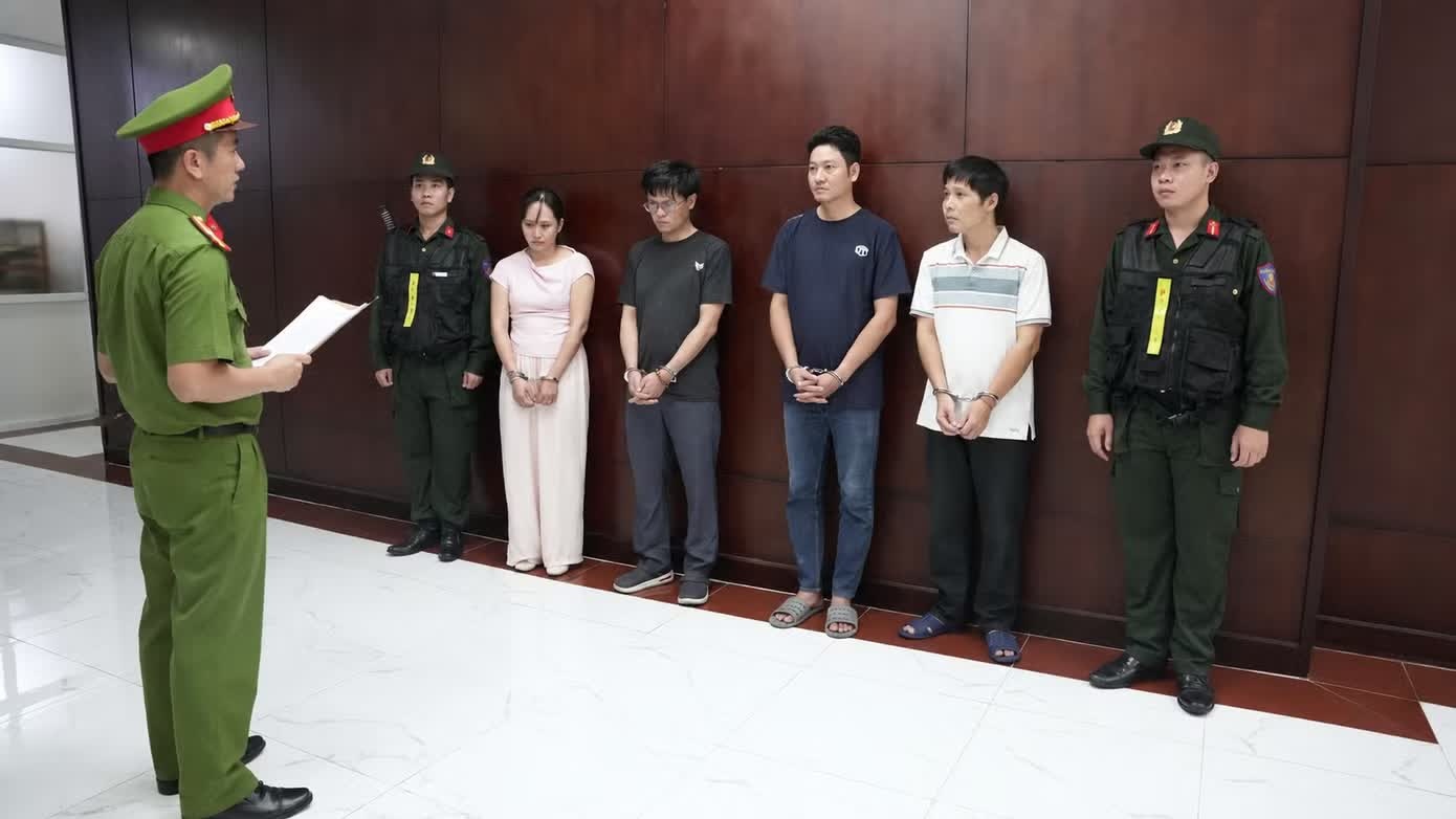C&ocirc;ng ty Đại Ph&uacute;,  Doanh nghiệp Đại Ph&uacute;,  Cty QCVN Việt Nam,  Trung t&acirc;m CEFINEA,  Gi&aacute;m đốc CEFINEA,  Quan trắc m&ocirc;i trường ảnh 7