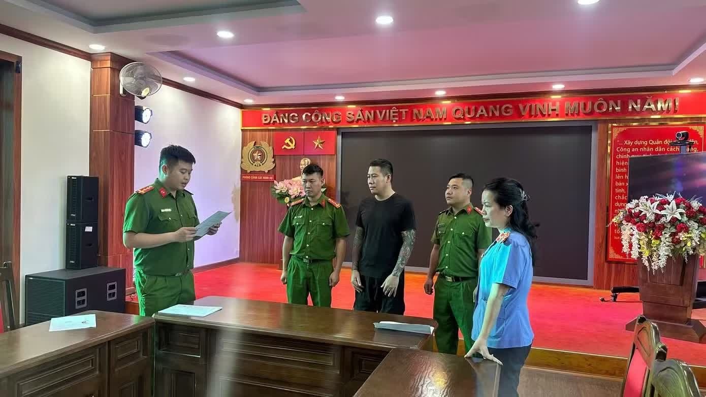 Bắt th&ecirc;m đối tượng ảnh 2