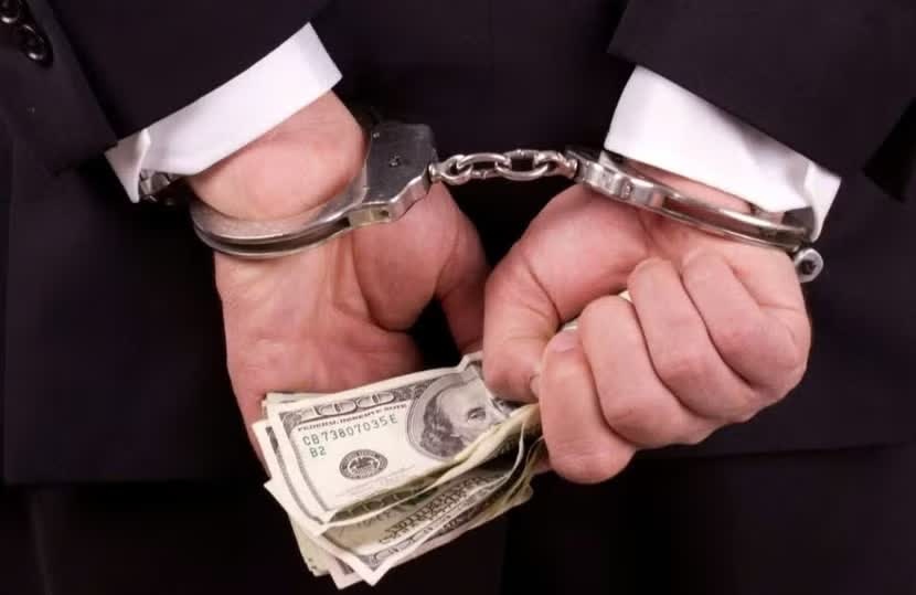 Nhân viên ngân hàng tham gia đường dây 'tuồn' hơn 40 triệu USD ra nước ngoài