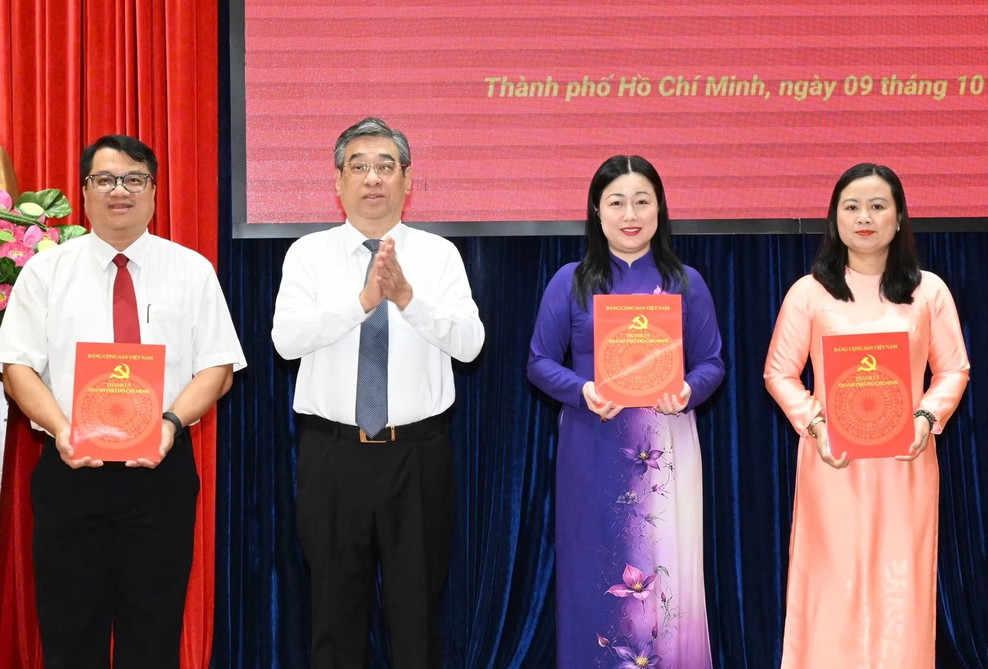 c&ocirc;ng t&aacute;c c&aacute;n bộ ảnh 2