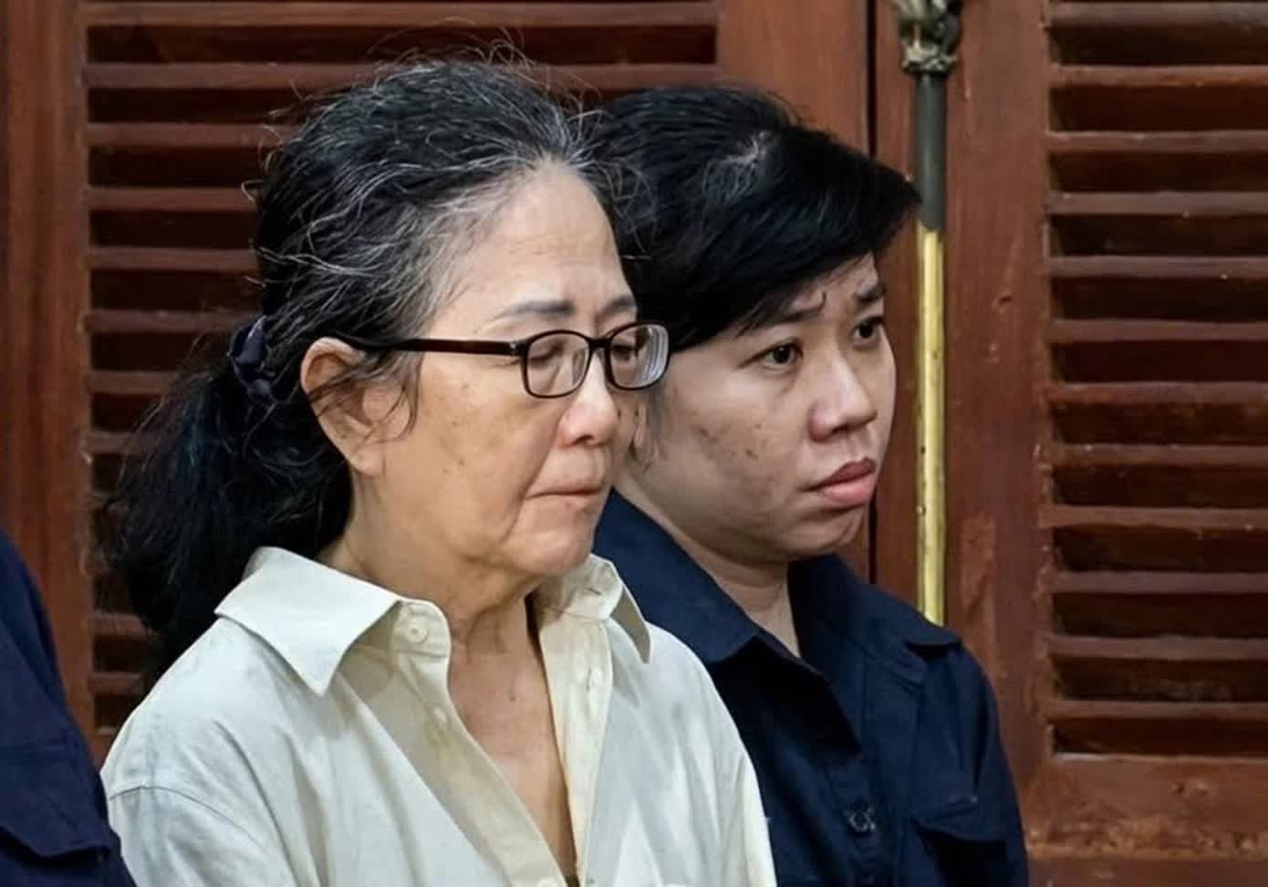 3 mẹ con tham gia đường dây mua bán hơn 4.000 tài khoản ngân hàng