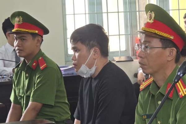 Ngày 13/10 mở lại phiên xử vụ tài xế gây tai nạn làm nữ sinh tử vong ở Vĩnh Long