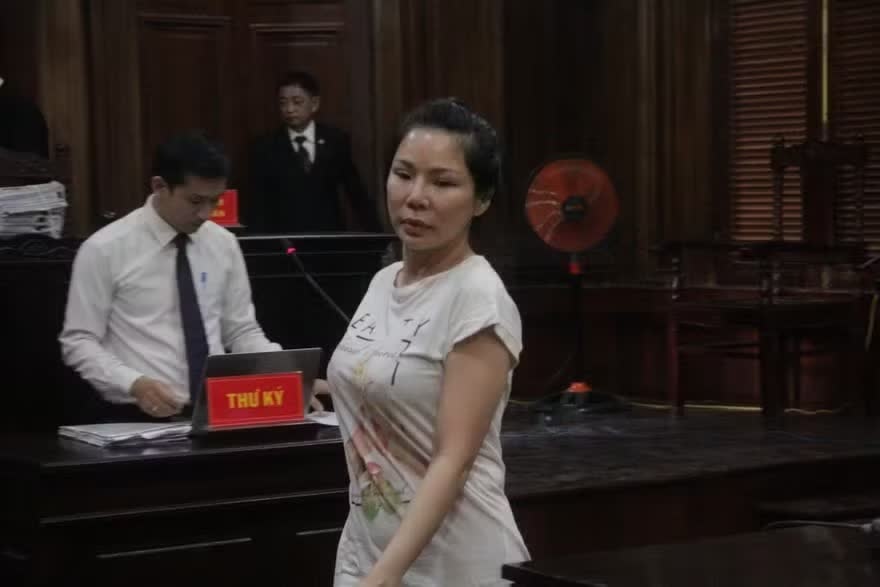 B&aacute;c sĩ,  Chi&ecirc;m Quốc Th&aacute;i,  vợ cũ ảnh 1