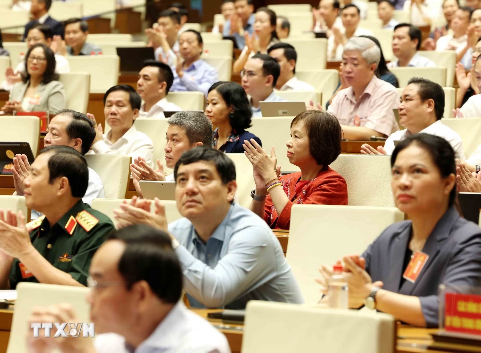 Tổng B&iacute; thư ảnh 3