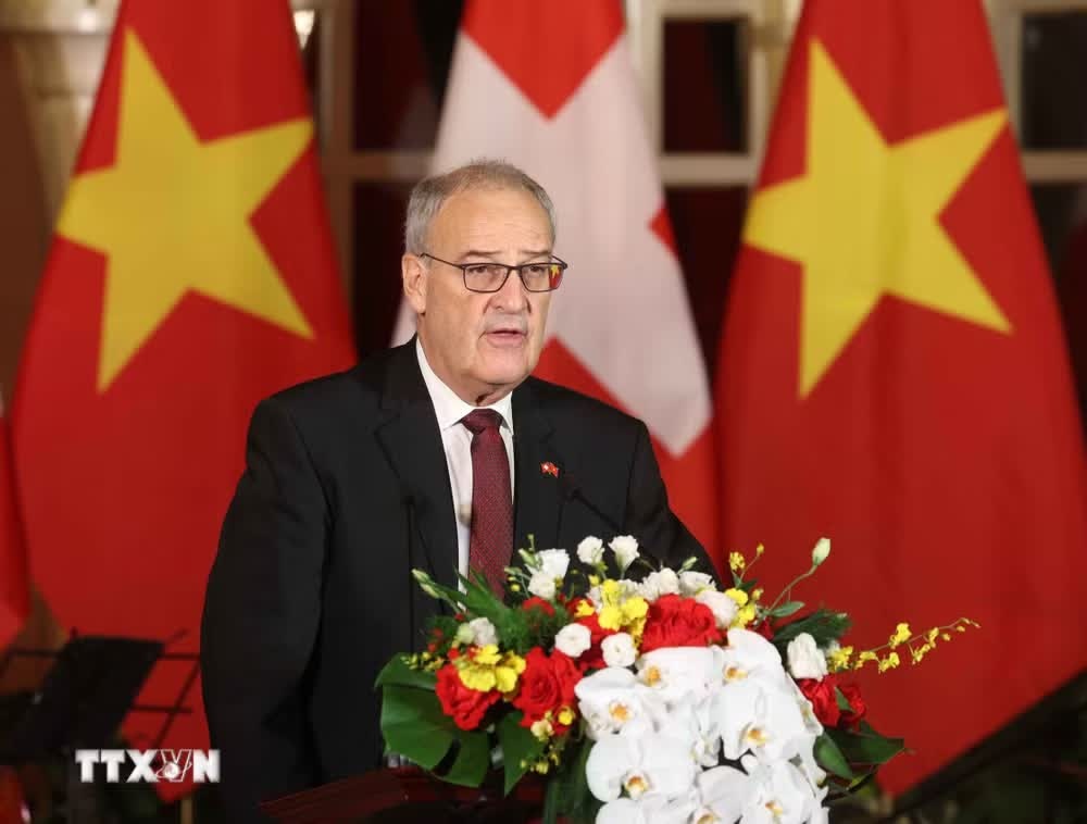 Tổng B&iacute; thư,  Chủ tịch nước ảnh 4