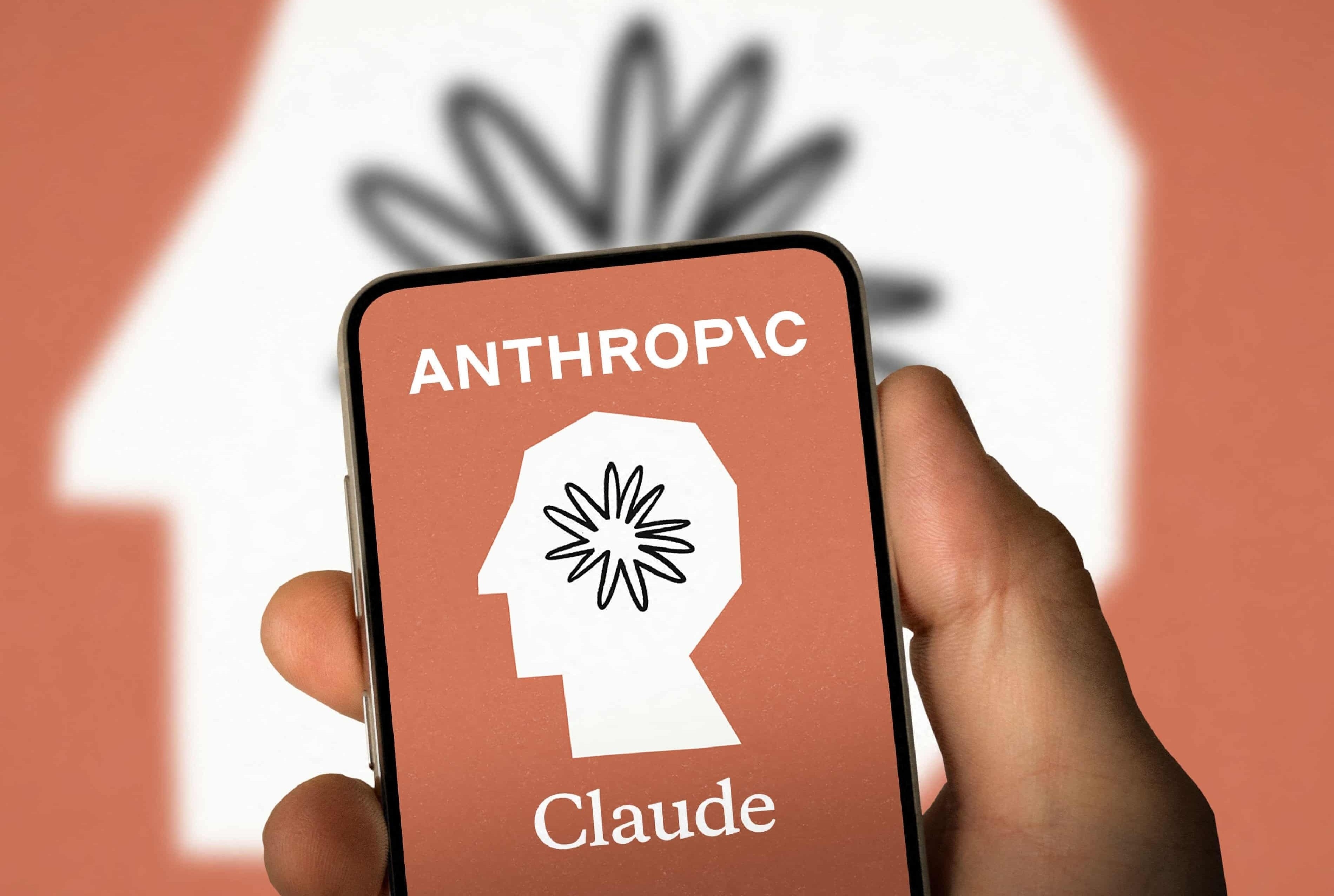 Anthropic bồi thường 1,5 tỷ USD bản quyền sách huấn luyện AI