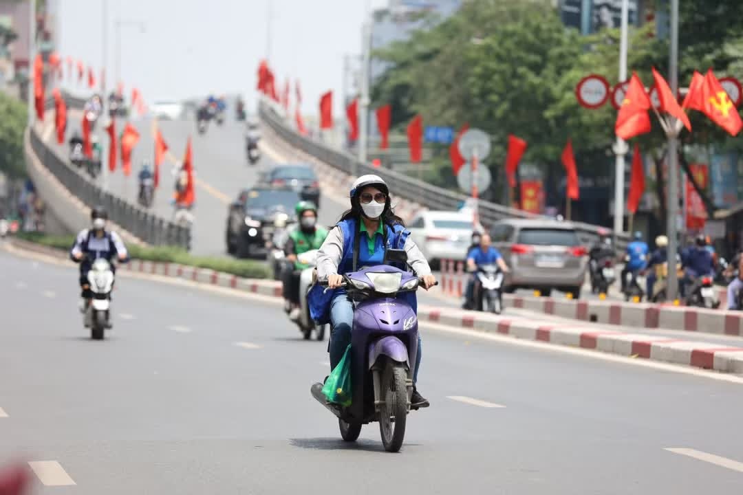 Không khí lạnh vừa xuống đã tan, miền Bắc tiếp tục nóng